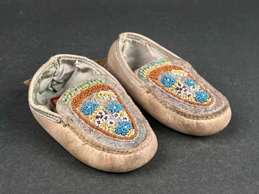 Native American Children’s Beaded Moccasins