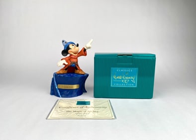 Walt Disney Classics Collection 'The Magic of Mickey' Figurine with COA and Box