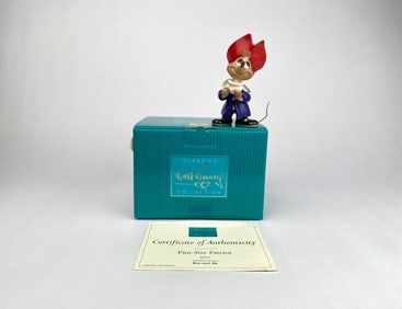 Walt Disney Classics Collection 'Pint-Size Patriot' with Box & COA