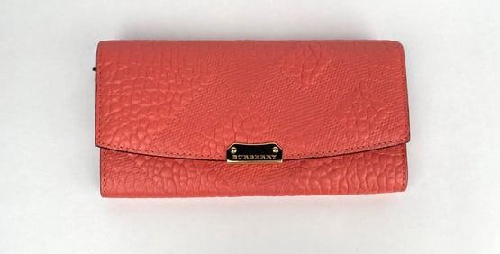 Burberry Coral Textured Leather Wallet With Gold-Tone Hardware