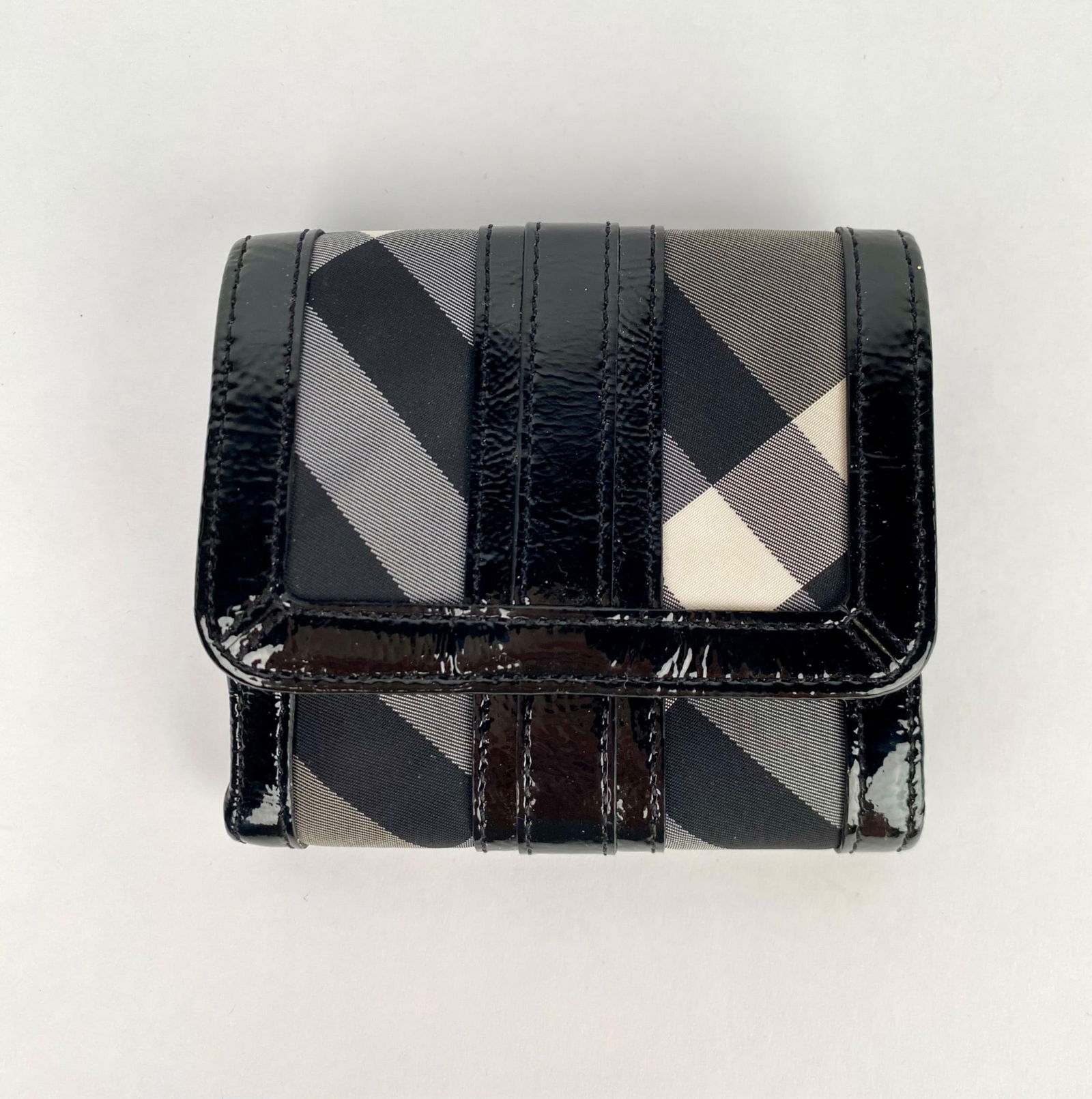 Burberry Black Nova Check Canvas and Patent Leather Wallet (1 of 7)