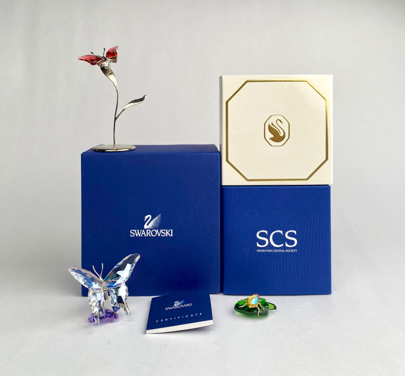 Set of Three Swarovski Crystal Insect Figurines with Boxes & Certificate (1 of 10)