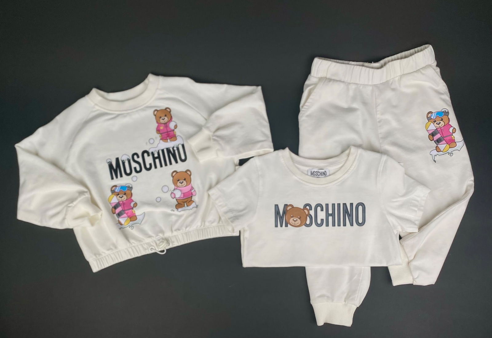Moschino Kids Teddy Bear Snow Day Three-Piece Set (1 of 12)