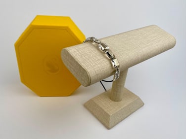 Swarovski Crystal Society (SCS) 35 Years Commemorative Crystal Bead Bracelet with Original Box