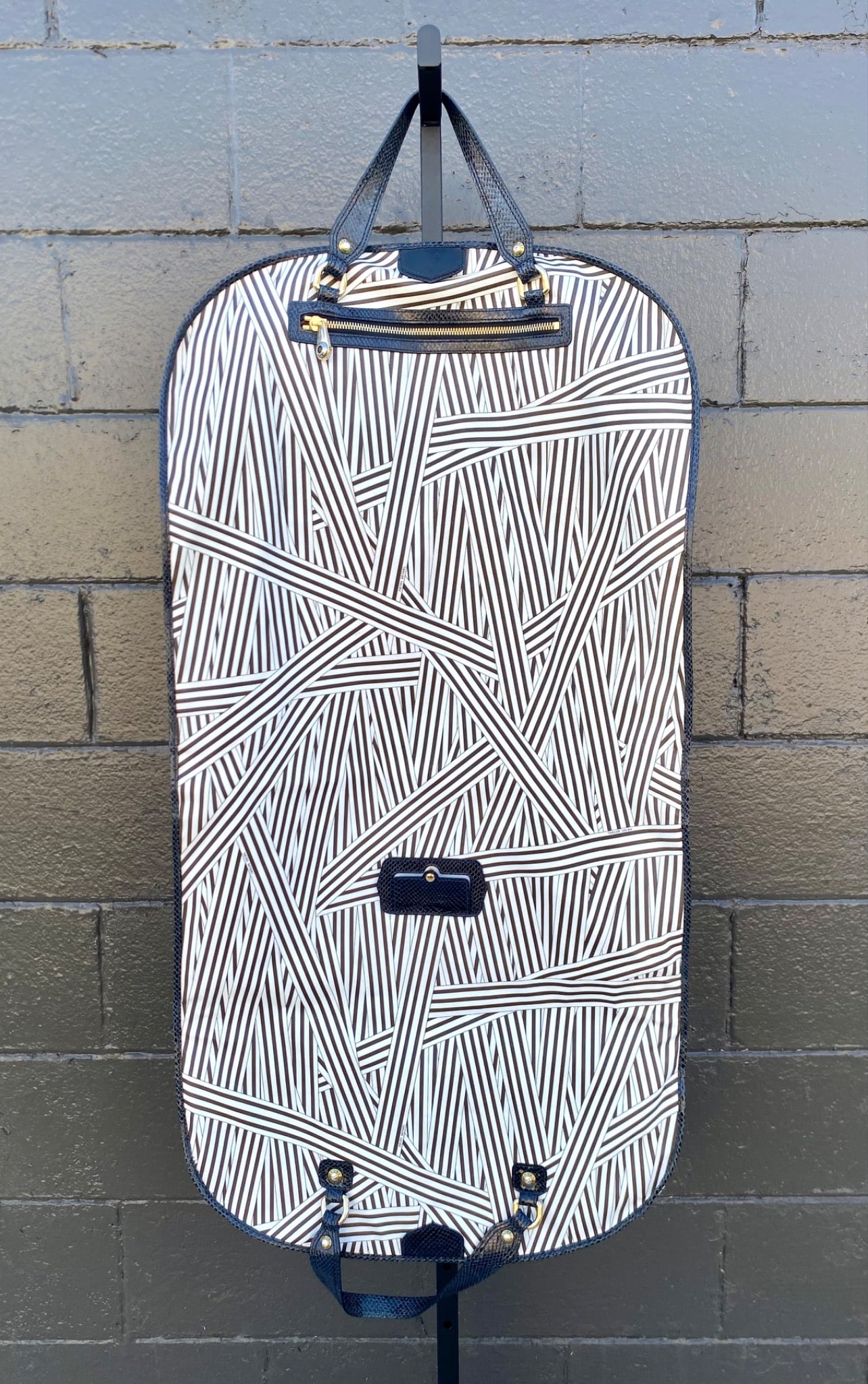 Henri Bendel Black and White Garment Bag (1 of 12)