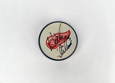 Nick Lidstrom Autographed Detroit Red Wings Hockey Puck