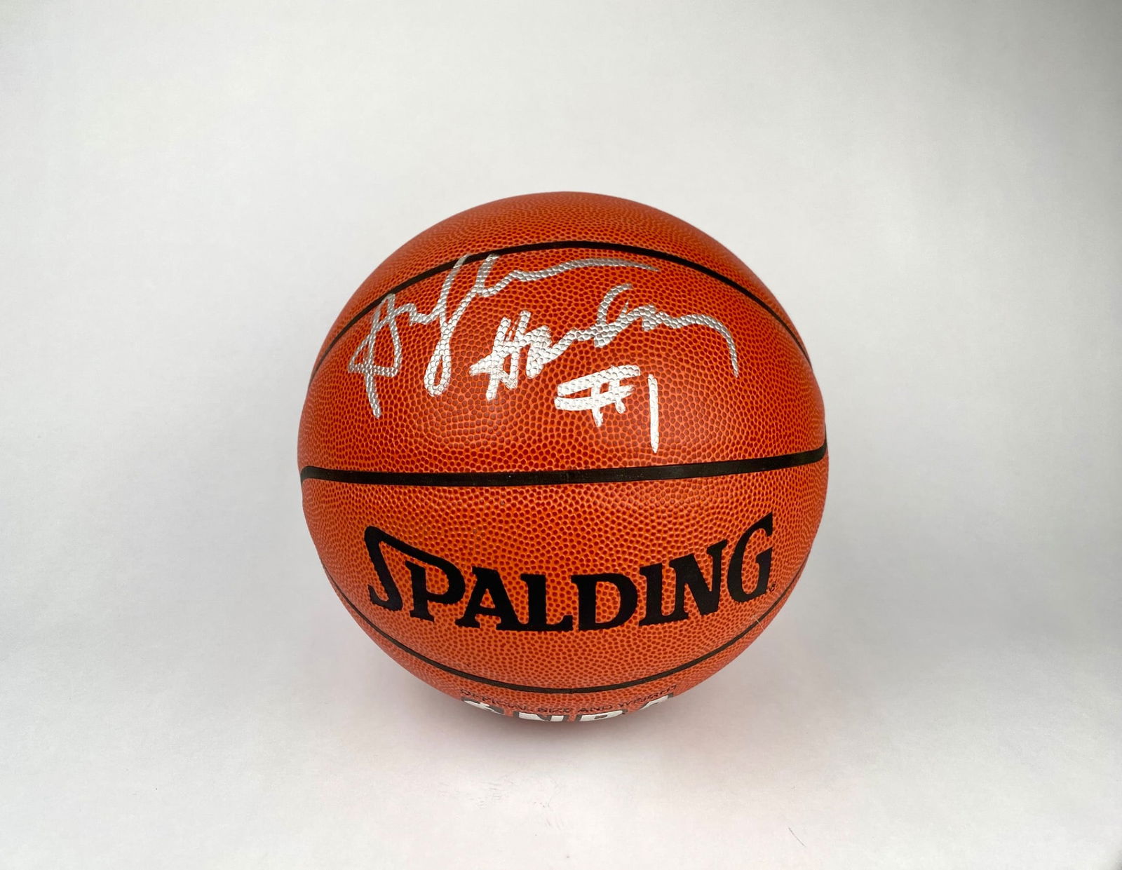Spalding NBA Basketball Signed by Anfernee (Penny) Hardaway (1 of 5)