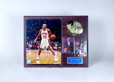 Grant Hill Autographed Detroit Pistons Display Plaque