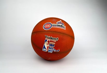 1979-1980 Detroit Pistons Team Signed Basketball with All-Star Logos