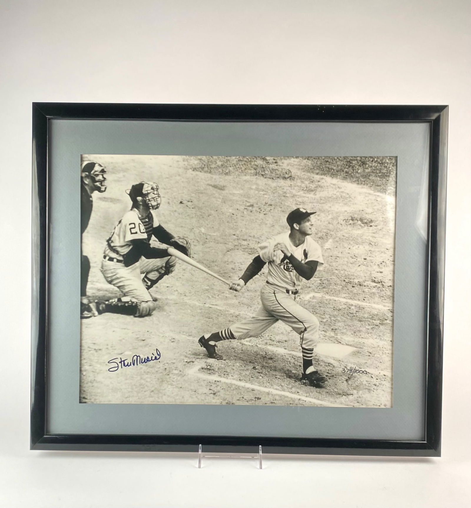 Stan Musial Signed Limited Edition Framed Photograph (1 of 8)