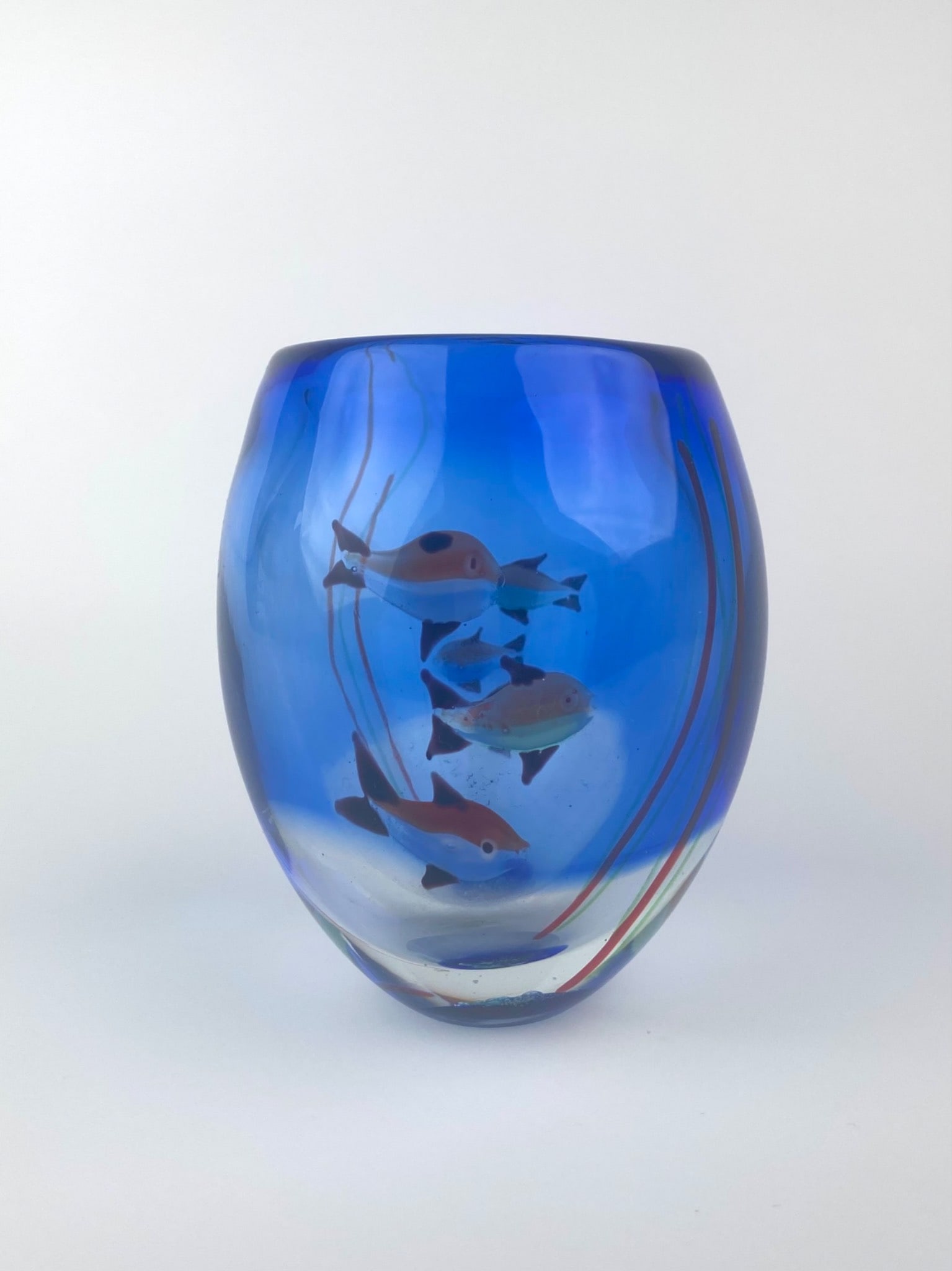 Handcrafted Murano Style Aquarium Art Glass Vase with Fish (1 of 8)