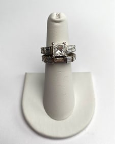 Platinum 1.50ct Princess-Cut Diamond Engagement Ring with 0.77ct Side Diamonds & Matching Wedding