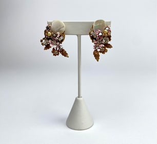 Vintage Signed Robert Floral Clip Earrings