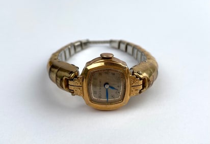 Vintage R.E.F. 10K Rolled Gold Plated Ladies Wristwatch (Swiss Made)