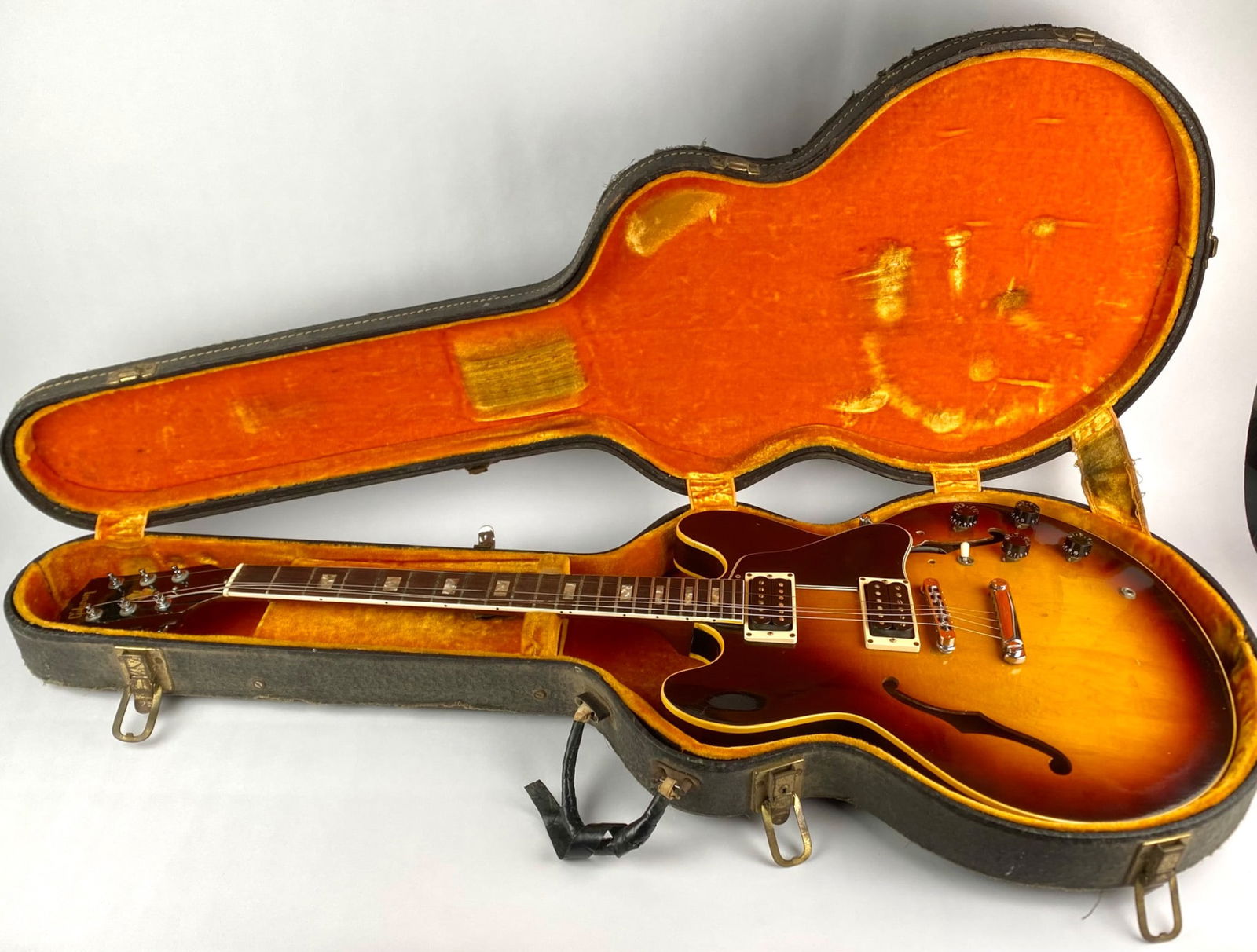 Vintage Gibson ES-335TD Semi-Hollow Electric Guitar, circa 1966, Kalamazoo, Original Pickups & (1 of 12)