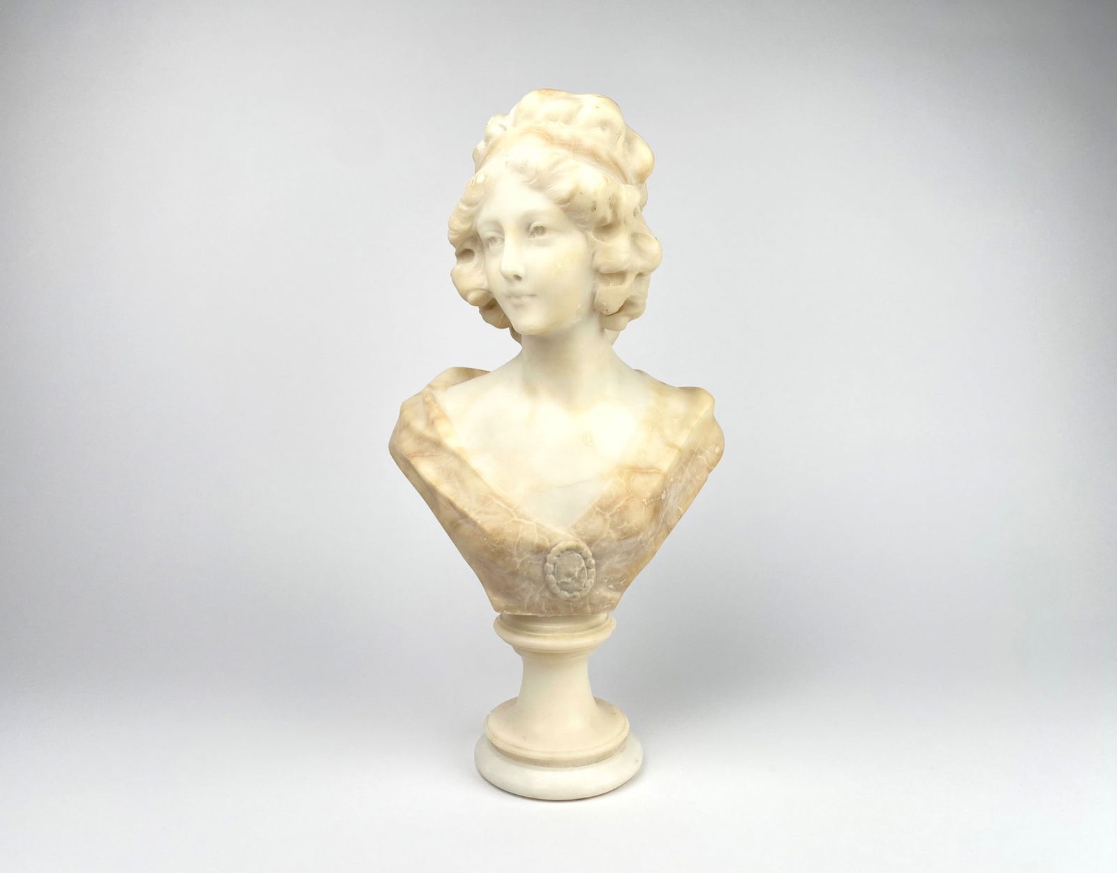 Antique Italian Carved Alabaster Bust on Pedestal, Late 19th Century (1 of 11)