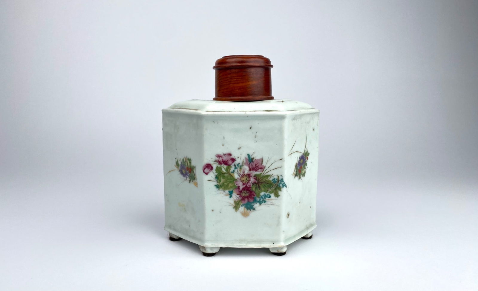 Chinese Famille Rose Hexagonal Porcelain Tea Caddy with Calligraphy, Qing-Republic Period (1 of 9)