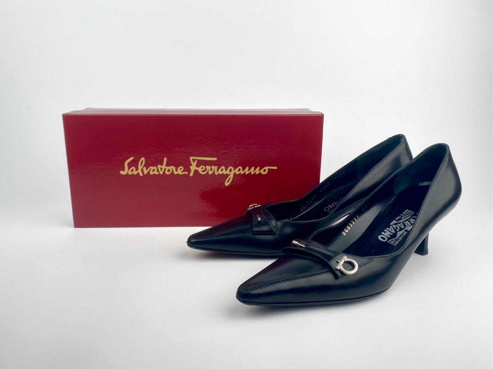 Salvatore Ferragamo Black Leather ‘Gessica’ Pumps, Size 9.5 (1 of 10)