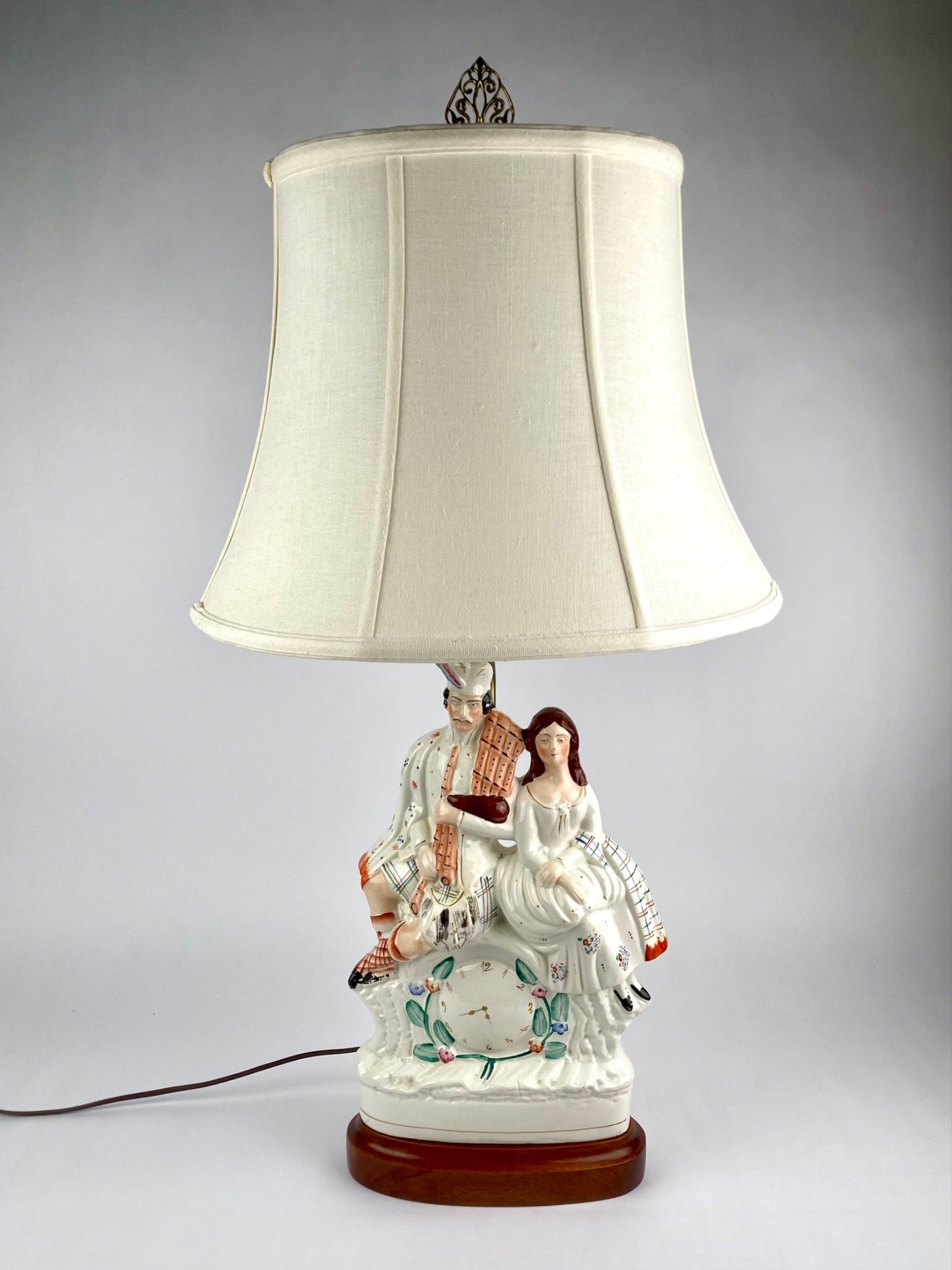 English Staffordshire Figural Couple Porcelain Table Lamp (1 of 12)