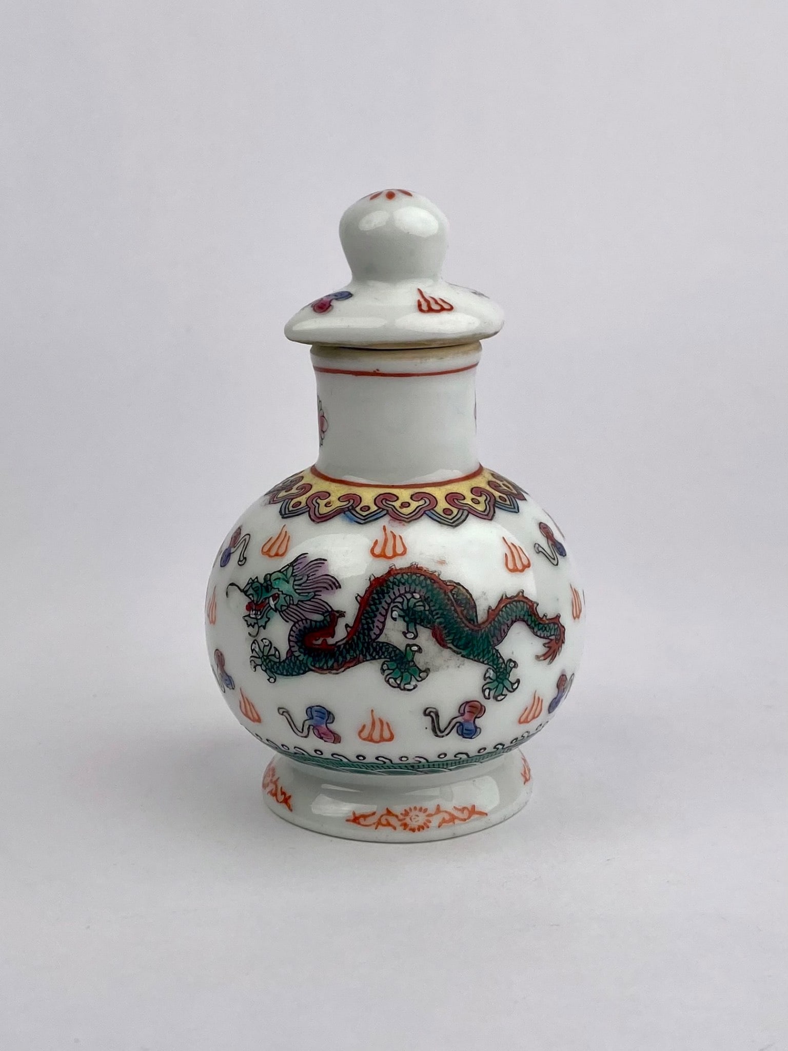 Chinese Porcelain Dragon Snuff Bottle with Stopper (1 of 10)