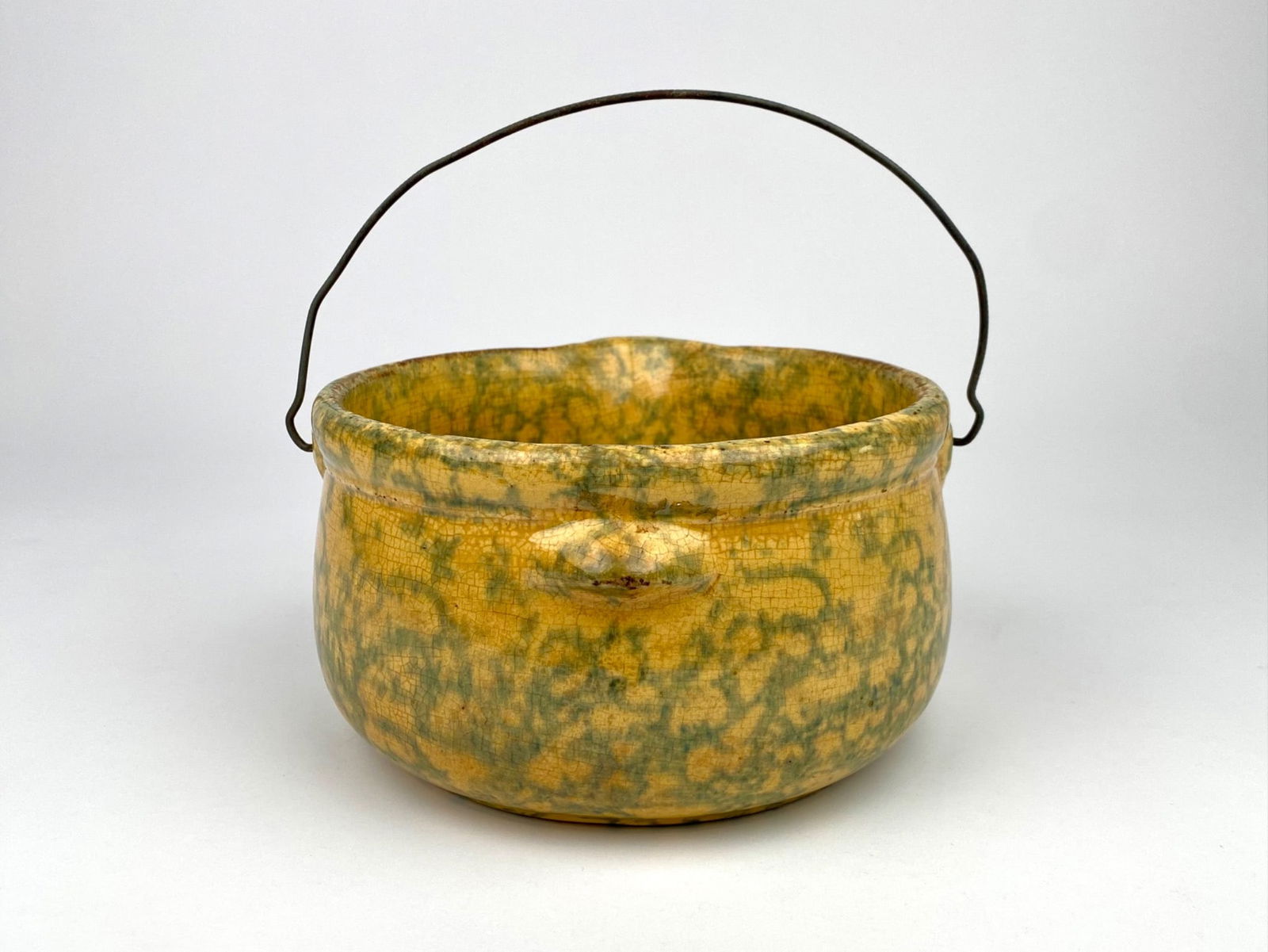 Early Sponge Ware Batter Bowl - 3