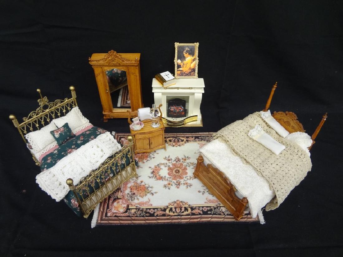 Collection of Miniature Doll House Furniture (1 of 6)