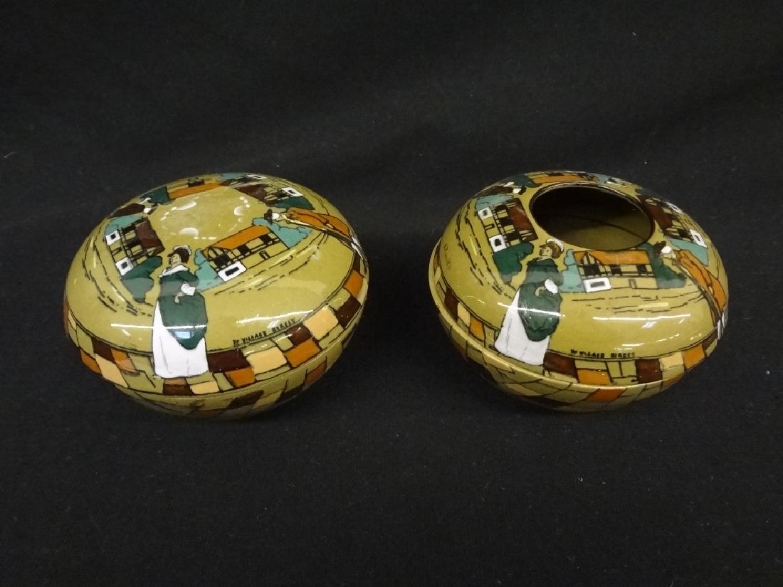 Buffalo Pottery Deldare Ware Powder Jar and Lidded (1 of 3)