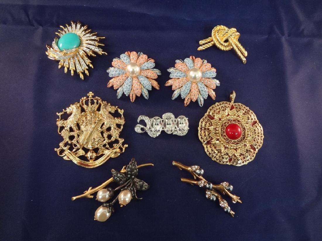 Joan Rivers Jewelry (9) Brooch and Pendants (1 of 6)