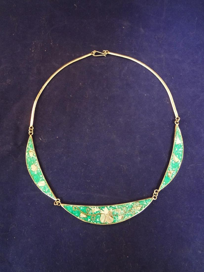 Mexico Sterling Silver Mother of Pearl Segment Choker: Mexico Sterling Mother of Pearl Segment Choker Necklace: In 3 sections measuring 7" long and diameter 6" wide. Weighs 21.4 grams.