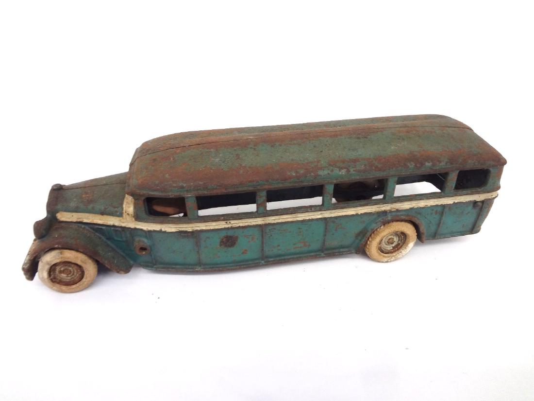 Arcade White Bus 319R Cast Iron Toy (1 of 8)