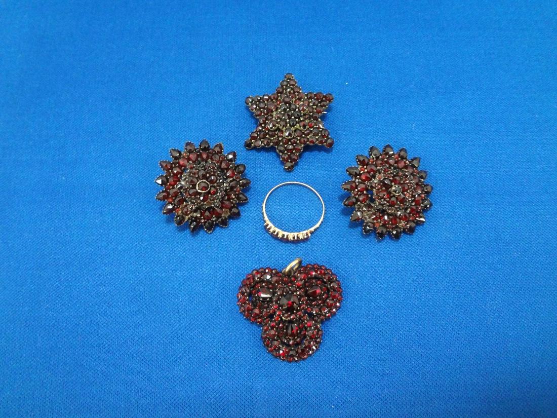Bohemian Garnet Jewelry Set in Sterling Silver: (1 of 5)