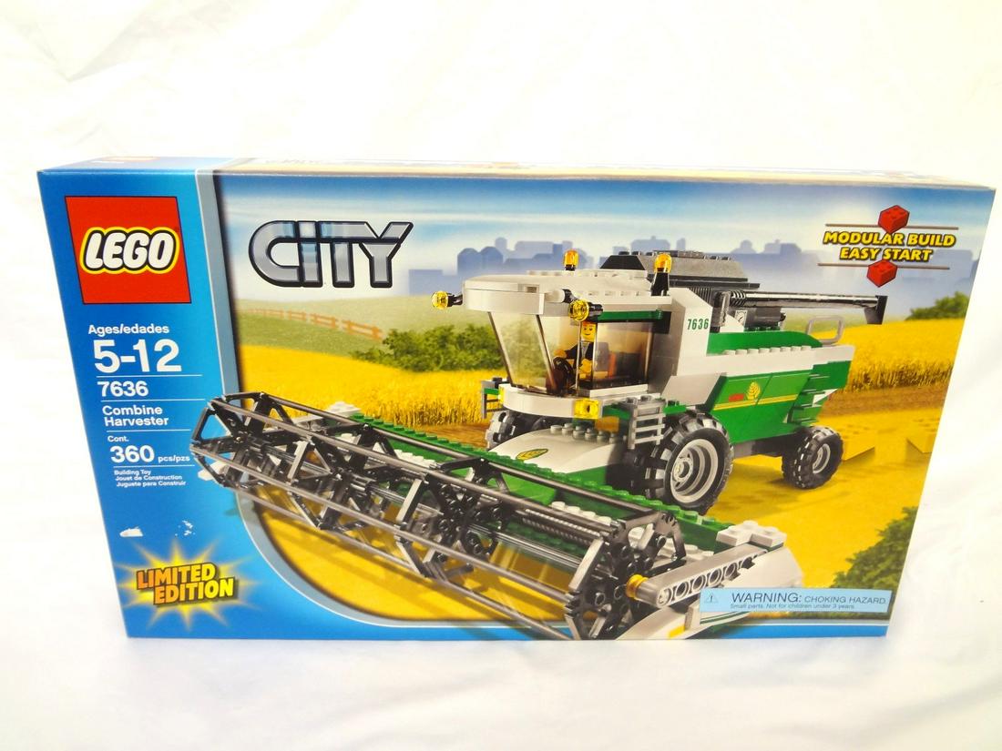 LEGO Collector Set #7636 City Combiine Harvester New (1 of 3)