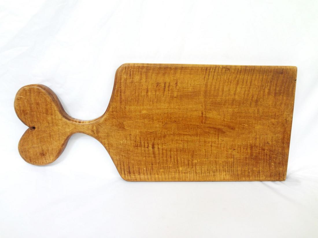 Large Primitive Tiger Maple Heart Handle Cutting Board (1 of 4)