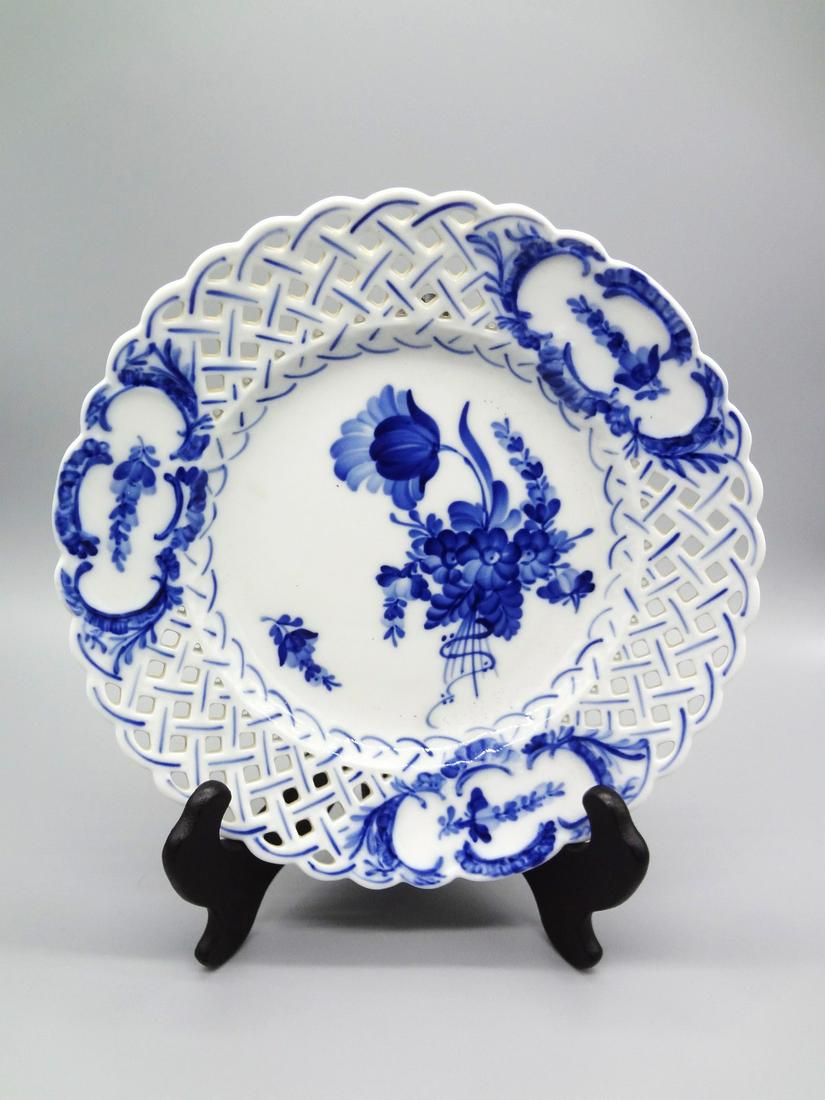 Royal Copenhagen Denmark Reticulated Plate (1 of 4)