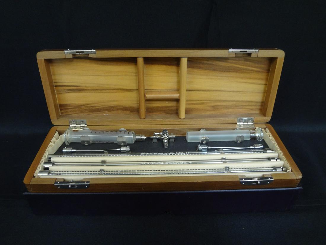 B-D Direct Venus Pressure Apparatus No. 5031 (1 of 4)