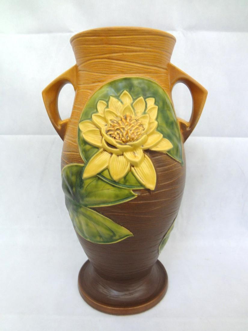 Roseville Umbrella Stand Water Lily (1 of 6)