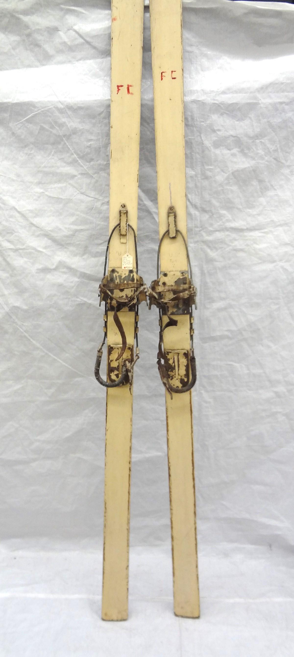 WWII United States Skis Type For Army 10th Mountain (1 of 7)