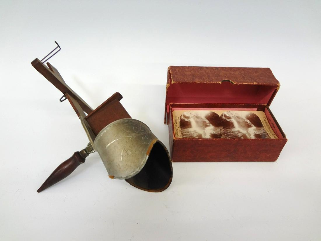 Stereoview With Handle and Whiting View Cards in Box (1 of 3)
