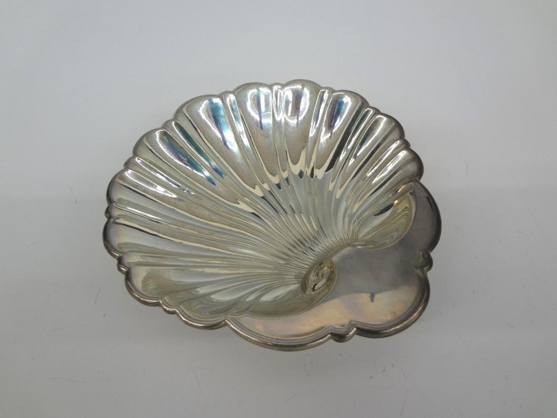 Gorham Sterling Silver Shell Dish (0088) on Oct 23, 2021 Dana J