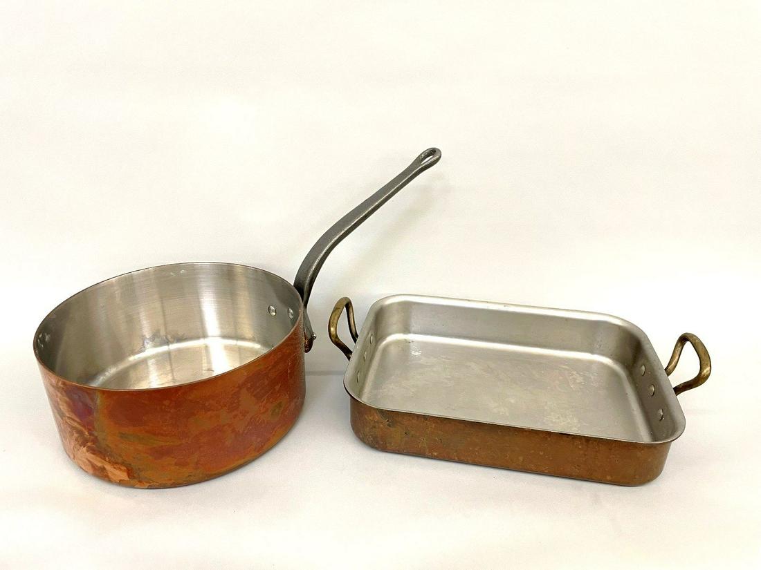 (2) Williams Sonoma 2 Handled Baking Pan, and Sauce Pan (1 of 5)