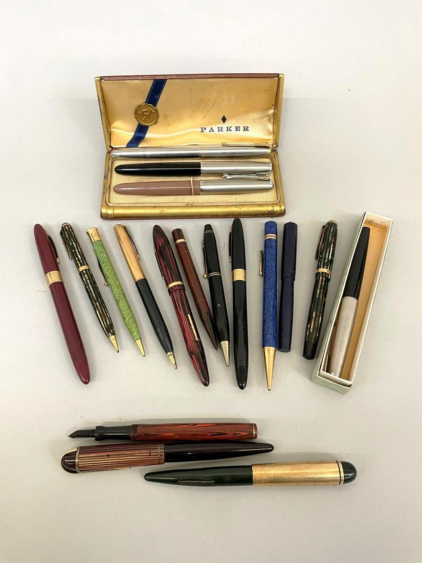 Group of Fountain Pens With (3) 14k Gold Nibs (1 of 4)