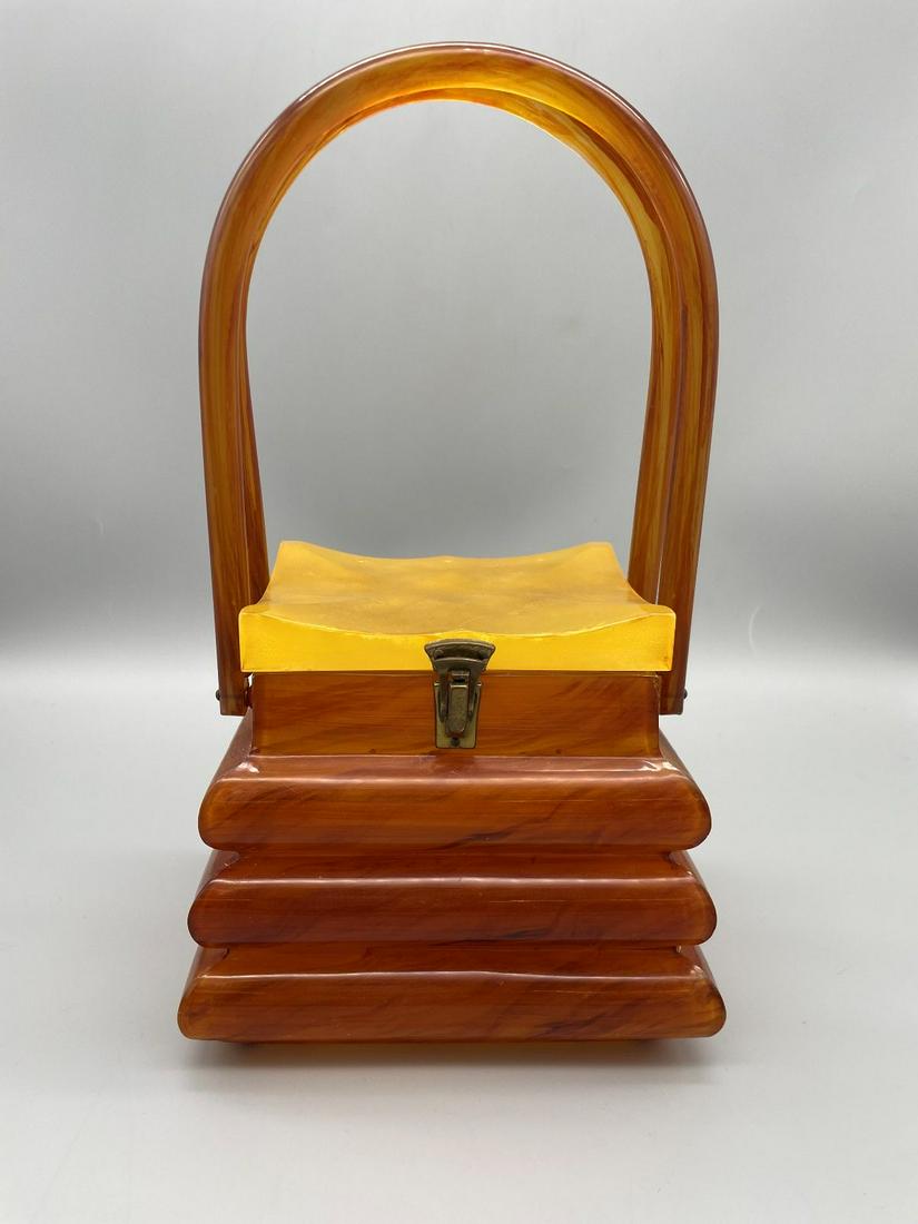 Art Deco Pagoda Butterscotch Purse (1 of 8)