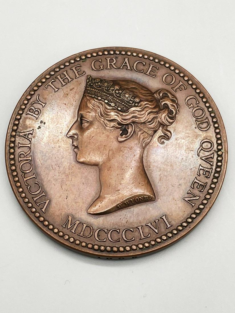 Queen Victoria 55mm Bronze Medal For Success in Art (1 of 5)