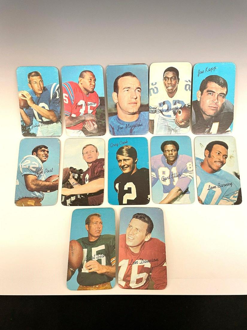 (12) 1970 Topps Super Football Cards: (12) 1970 Topps Super Football Cards: Includes Stans, Dawson, Unitas, and 5,6,10,11,12,26,27,30,31. Cards in very good condition