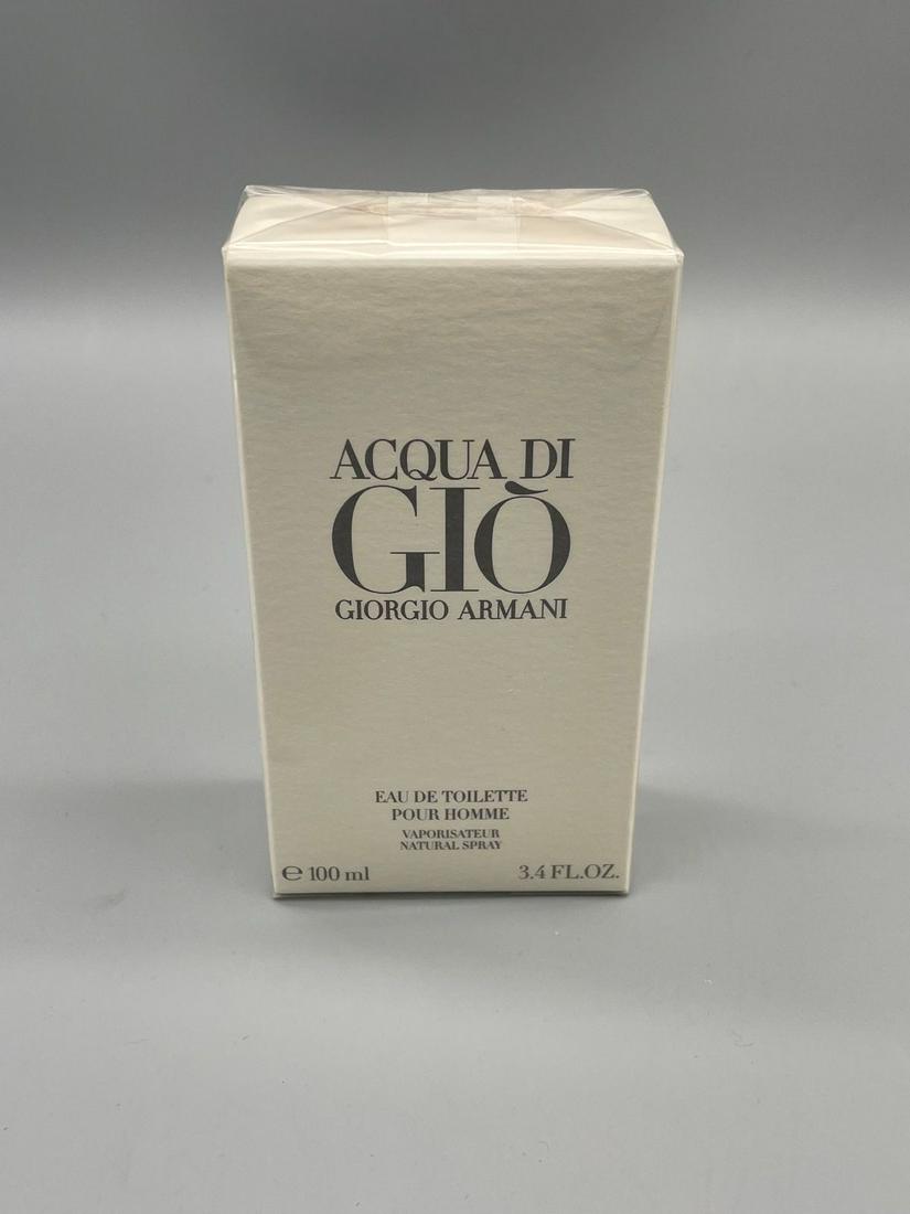 Acqua di Gio Giorgio Armani Perfume New in Box: Acqua di Gio Giorgio Armani Perfume New in Box: 3.4 ounces, never opened