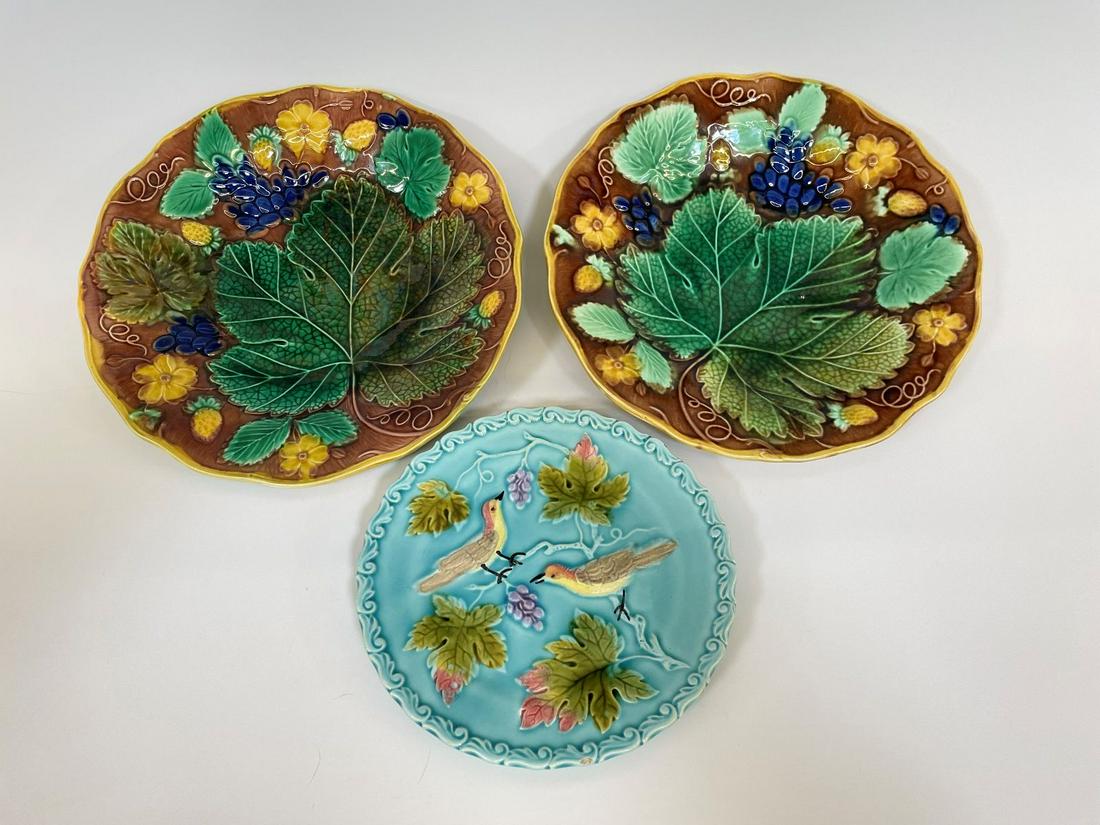 (3) Majolica Plates (1 of 5)