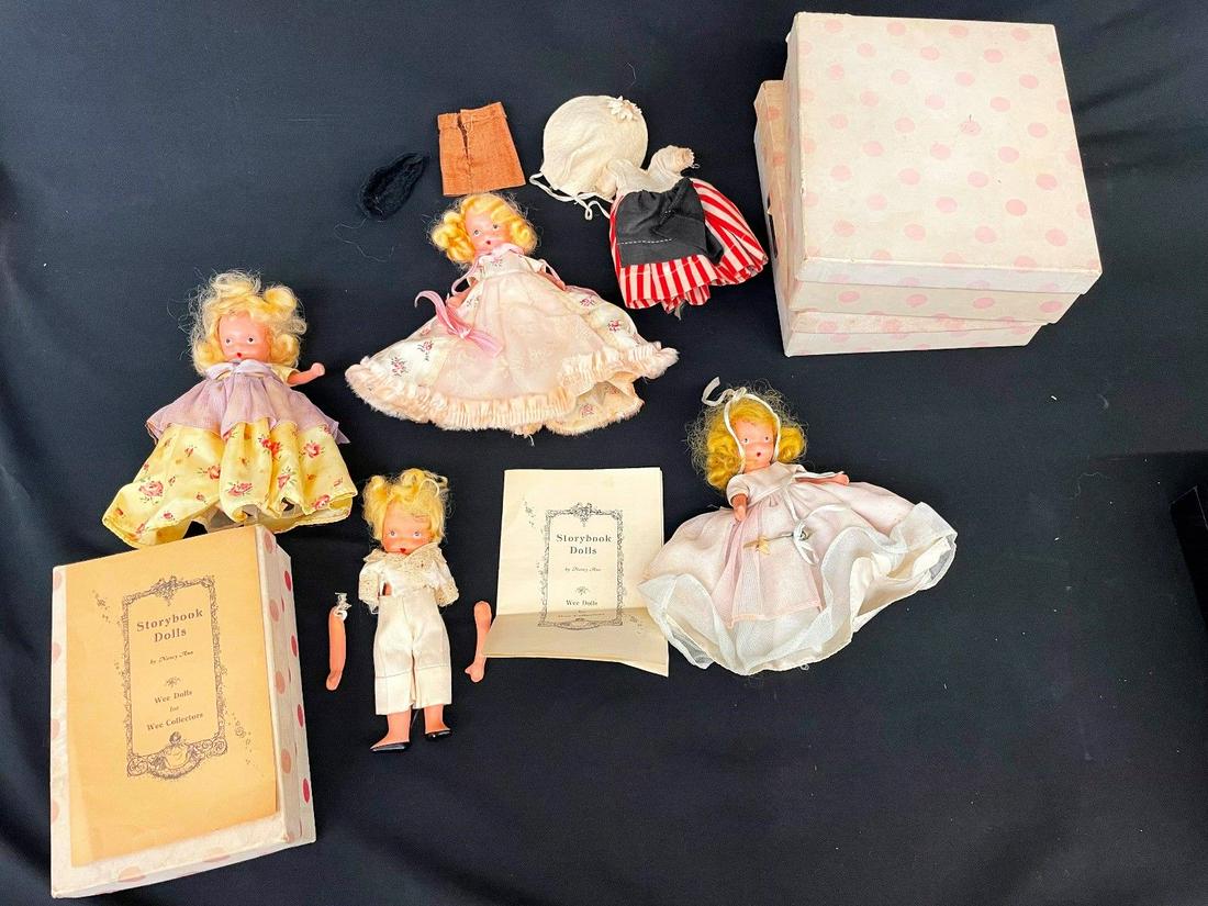 (4) Storybook Dolls in Boxes With Extra Original Clothes (1 of 7)