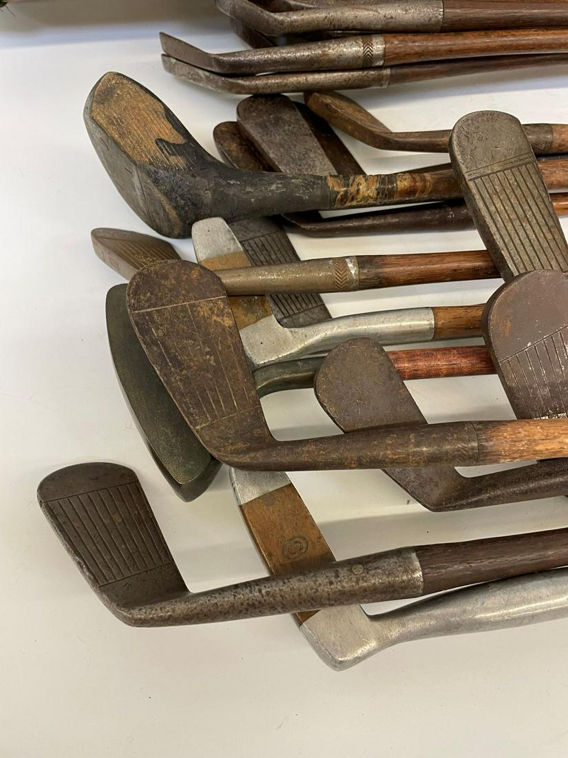 (21) Group of Wood Golf Clubs and Early Bag (1 of 5)