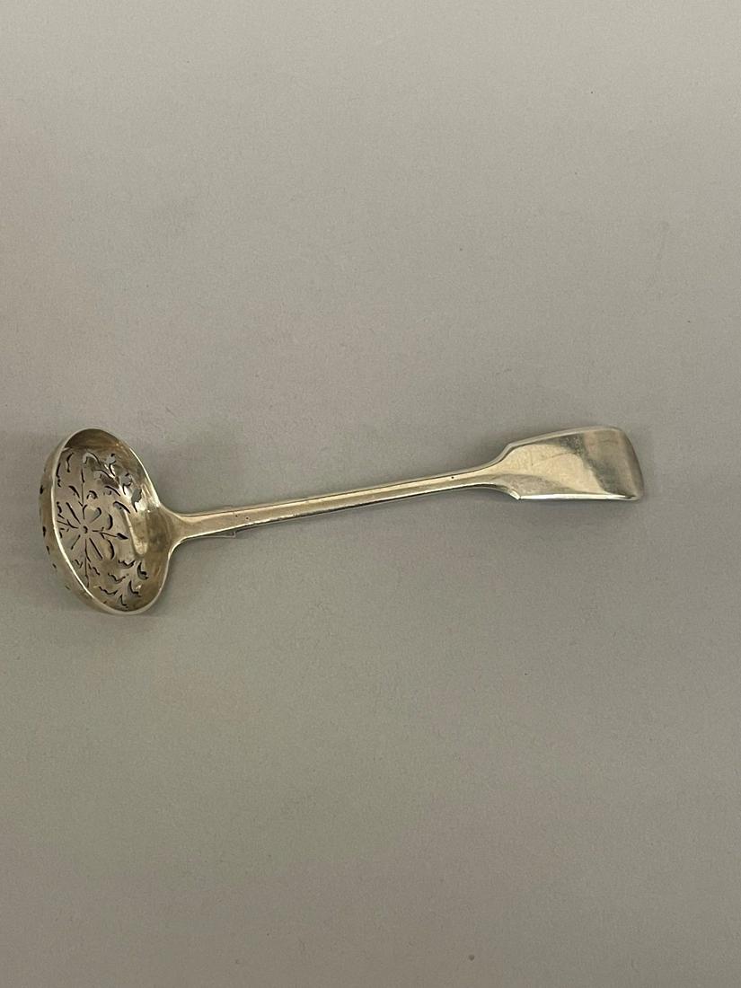 Henry & Henry John Lias London Sterling Silver 1850 Slotted Ladle (1 of 4)
