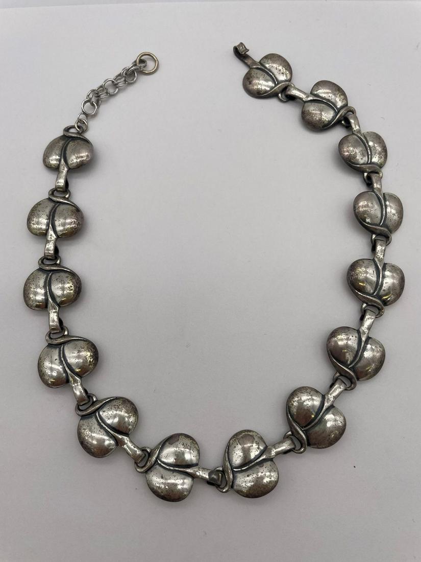 Sterling Silver Necklace Hearts: Sterling Silver Necklace Hearts: Measures 16" long and total weight is 34.8 grams.